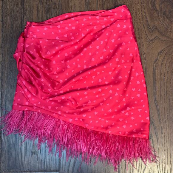 Lovers + Friends Maisey Pink Heart Asymmetrical Feather Hem Mini Skirt Small - Picture 6 of 9